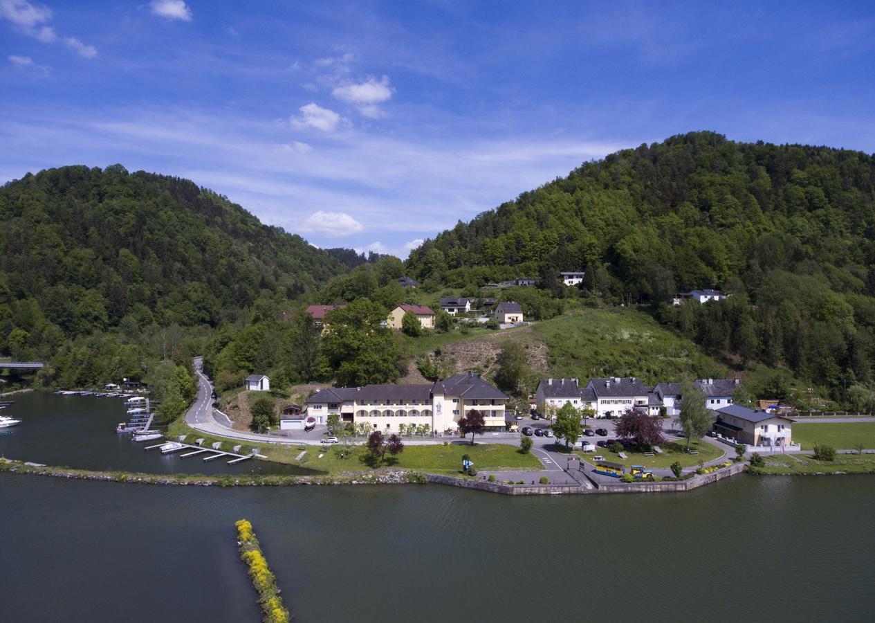 Gasthof - Landhotel Ernst Untermuhl Экстерьер фото